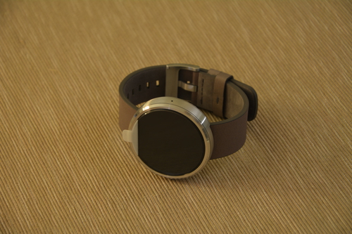 Moto 360 on its
side